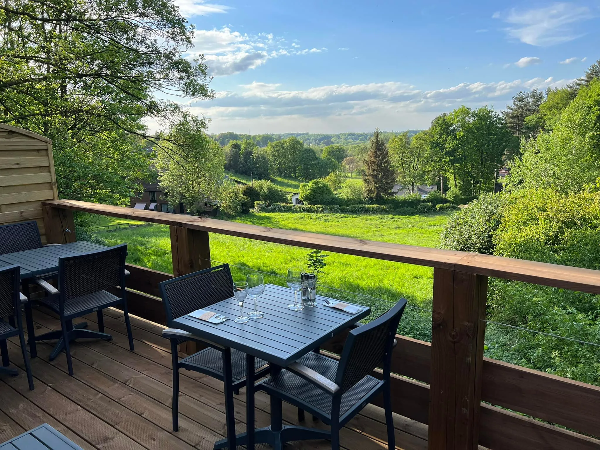 Restaurant avec terrasse